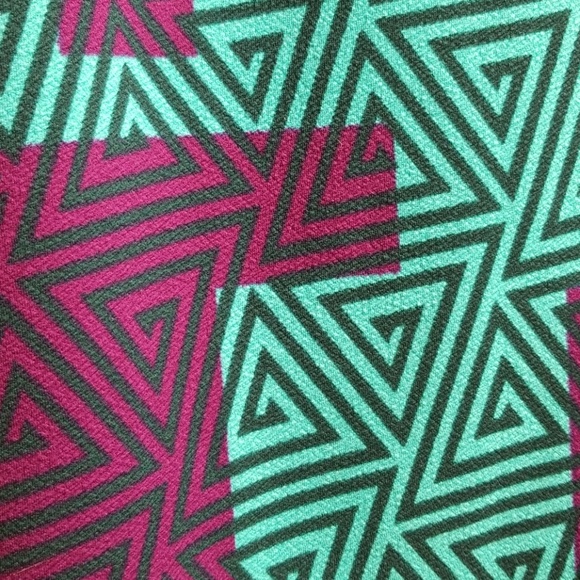 Lularoe cassie - Picture 1 of 3